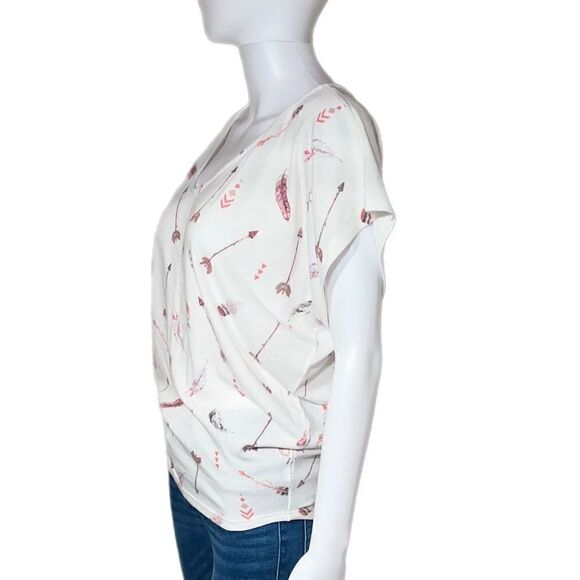 Feather & Arrow Knit Dolman - Picture 1 of 10